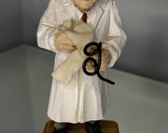 Vintage (1960er - 1980er Jahre) handgeschnitzte Figur aus Oberammergau, West Deutschland