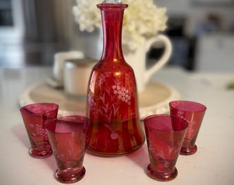 Vintage MCM Cranberry Luster Glass Cordial Dekanter Set - Traube & Blatt - 5tlg