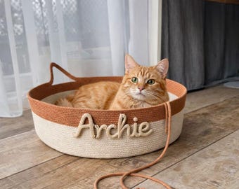 Personalisiertes, handgefertigtes Katzenbett mit Spielzeug, Katzenkorb aus Baumwollseil, umweltfreundliches Kätzchenbett, Katzenhaus, waschbares Katzenbett, Geschenk für Katzenliebhaber