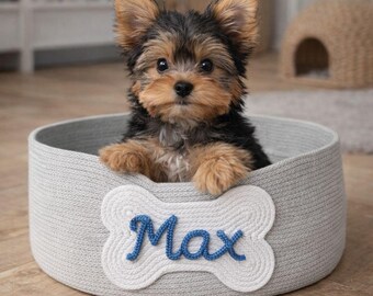 Personalized Dog Bed with Name, Custom Dog Basket, Cozy Small Dog Bed, Indoor Bed for Small & Medium Dogs, Gift for Dog Lover, Washable Nest