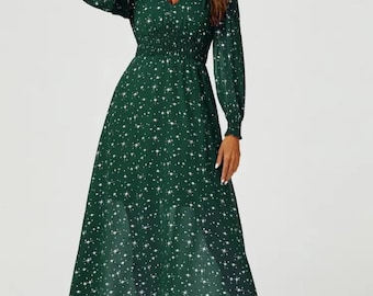 Maxikleid aus Silbernen Sternenfolie in Grün Limitiert  Hochwertig Exklusiv