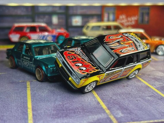 Datsun 510 Moon Japan Convention | White Toner Waterslide Decals
