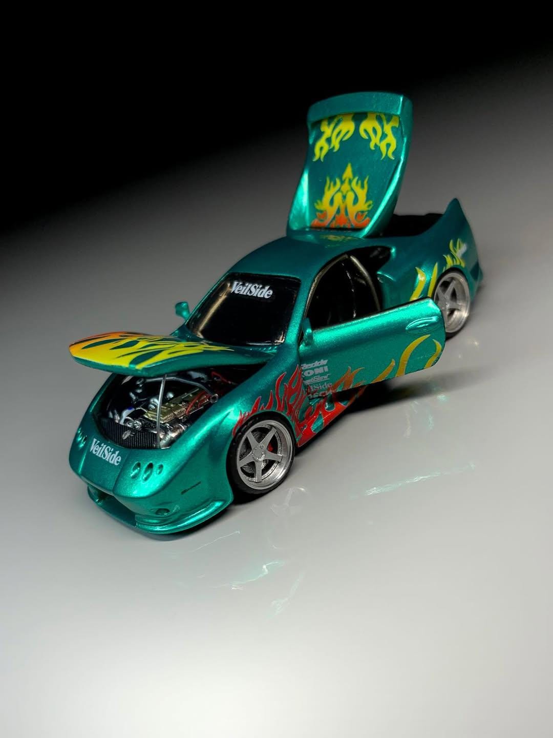 リッドキララ Nikko Street Mayhem Toyota Supra Tuner 1:16 Scale Remote Control