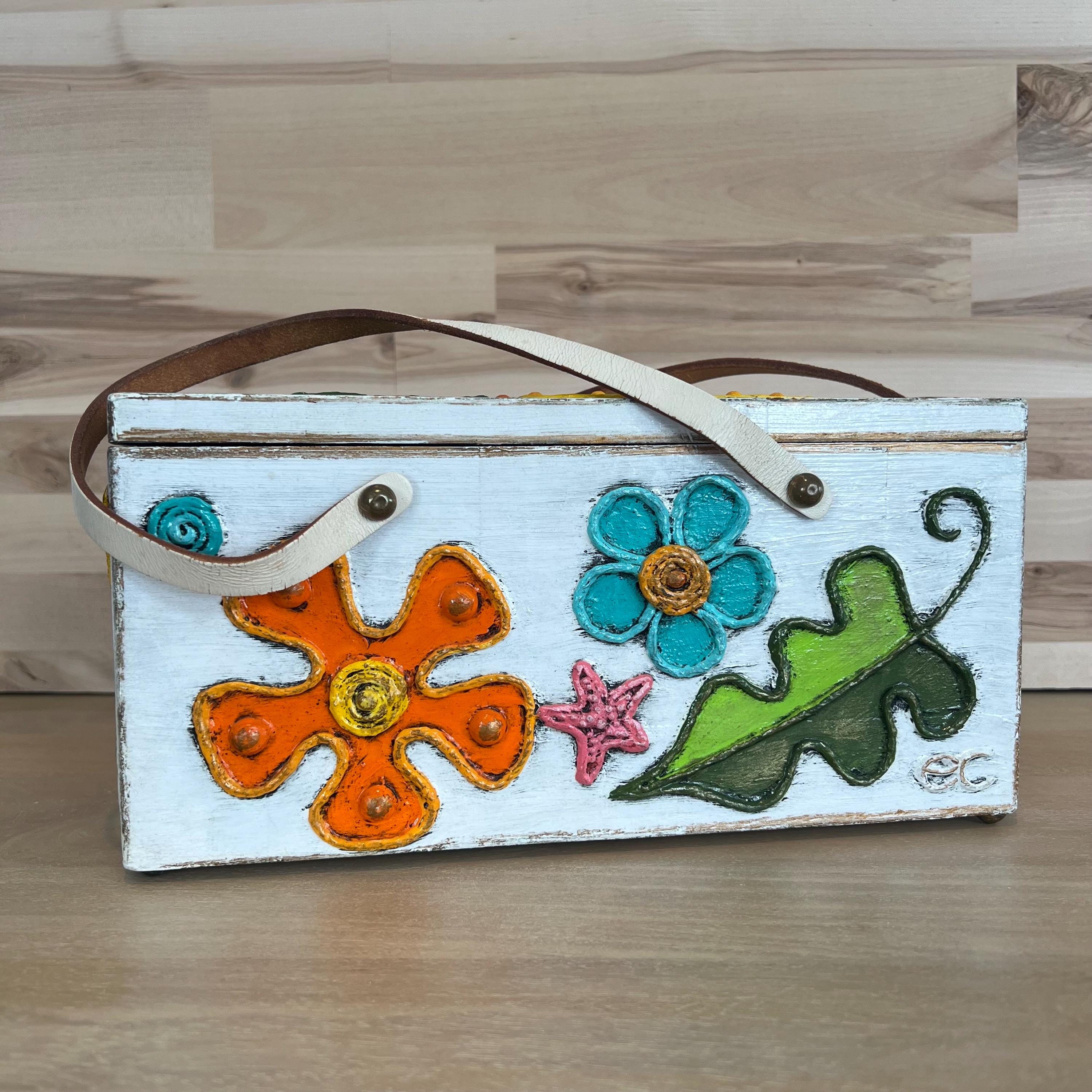 Enid Collins of Texas 1966-68 Flower Power papier-mâché box bag