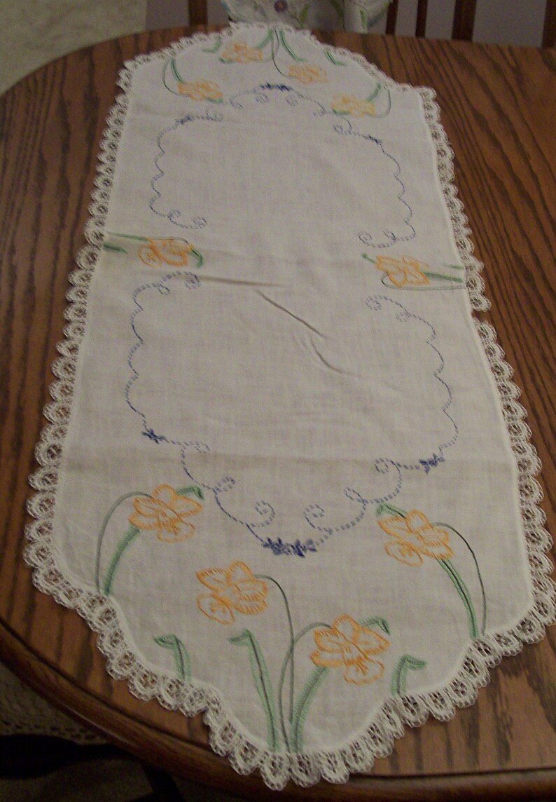 Vintage Dresser Scarf Embroidered Runner Hand Stitched Etsy