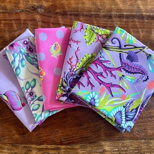 5 Piece Fat Quarter Bundle Floral Reef Ultraviolet/Delphine Colorway by Tula Pink For Free Spirit Fabrics 100% Cotton