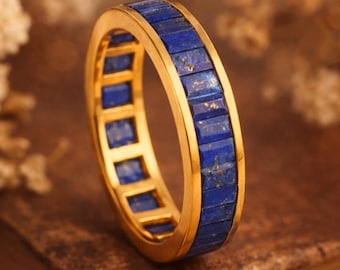 Lapis Lazuli Gold Eternity Bandring, Stapelring mit blauem Edelstein im Baguetteschliff