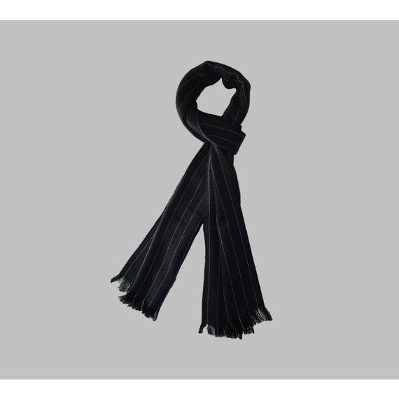 white cashmere scarf mens