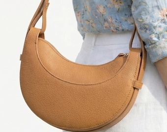Full-Grain Leather Crescent Saddle Bag · 100% Genuine Cowhide Crossbody · Day to day Bag