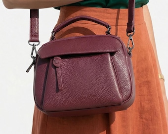 Chic Minimalist Leather Bag · 100% Genuine Cowhide Leather · Handbag/Crossbody · Everyday use