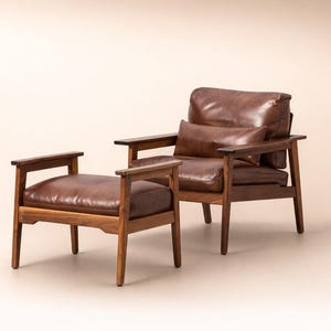 Handgemaakte eikenhouten en bruine leren stoel met voetenbank, massief houten fauteuil, comfortabele loungestoel, gratis bezorging