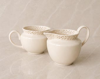 Juego de lechera y azucarero de porcelana calada vintage