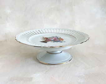 Reticulated Porcelain Petite Pedestal Cake Stand