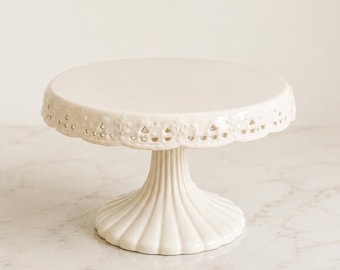 Cream Lace Footed Ceramic Cake Stand