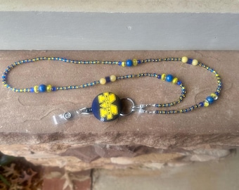 Michigan Wolverines Beaded Lanyard with Retractable Badge Reel