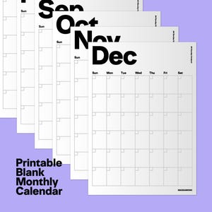 Puede incluir: Una pila de calendarios mensuales en blanco imprimibles para septiembre, octubre, noviembre y diciembre. Cada página del calendario es blanca con un diseño de cuadrícula y los días de la semana en la parte superior. El texto "Printable Blank Monthly Calendar" está en la parte inferior.