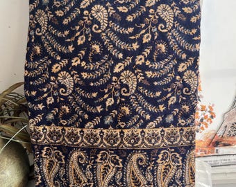Paisley Floral Print Reversible Blanket/Shawl Himalayan Handmade Yak Wool Shawl
