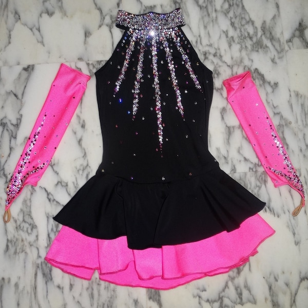 Robe de patinage artistique noire et rose vif avec gants pour filles 4-6-8-10-12-14-16 ans avec cristaux, robe de compétition