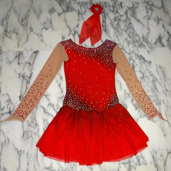 RED AIRBRUSHED Eiskunstlauf Kleid 4-6-8-10-12-14-16 Jahre Mädchen. Made to Order Turnier Kleid mit Strasssteinen.