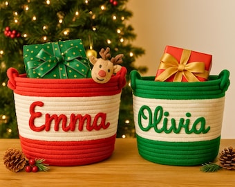 Personalisierter Weihnachtskorb Benutzerdefinierter Name Urlaub Aufbewahrungskorb Chunky Yarn Letters Decor Organizer Geschenk für Kinder Spielzeug Häuser Saisonales Fest