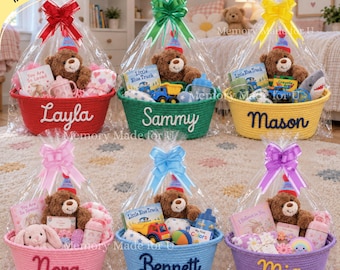 Cesta de presente de aniversário personalizada com nome, feita com corda de algodão, para crianças, com ursinho de pelúcia, pronta para presentear. Ideal para menina, menino, sobrinha, sobrinho ou neto(a).