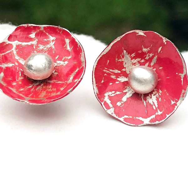 Boucles d’oreilles Poppy Stud, Boucles d’oreilles Coquelicot Rouge, Boucle d’Oreille Veste Oreille, Boucle d’Oreille Rouge et Argent, Bijoux En Argent Récupéré, Bijoux Écologiques