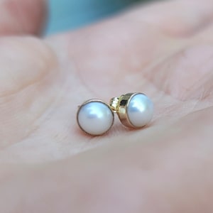 14k Gold Pearl Stud Earrings | Gold Pearl Studs | Gold Bezel Pearl Stud Earrings | Dainty Gold Pearl Stud Earrings