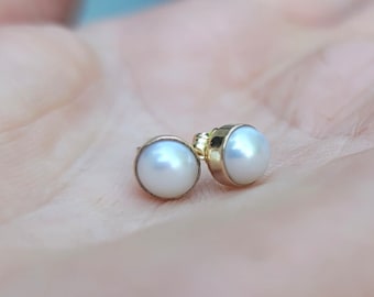 14k Gold Pearl Stud Earrings | Gold Pearl Studs | Gold Bezel Pearl Stud Earrings | Dainty Gold Pearl Stud Earrings