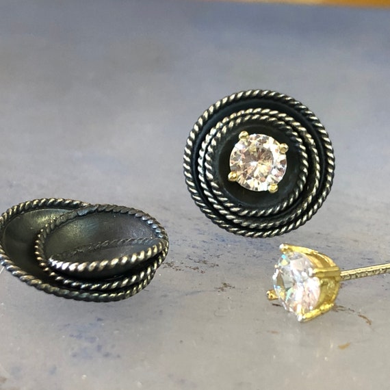 Reverie Diamond Cluster Ear Jackets | Diamond earrings design, Modern diamond  earrings, Ear jacket earring