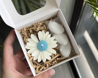 Recuerdos de boda con margaritas, elegantes tarjetas de mesa para bodas, recuerdos de boda con margaritas, recuerdos de bautizo, decoraciones de tul y lazos.