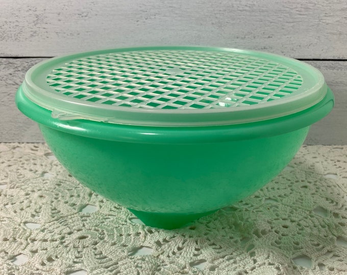Vintage Tupperware Strainer With Lid, Green Plastic Colander With Snap