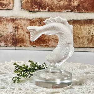 Lalique Signature - Etsy