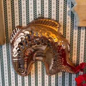 Vintage Copper Fish Mold Gelatin Fish Mold Cake Fish Mold Jumping Fish Kitchen Wall Hanging Decor farmhouse Cottage Copper Kitchen Wall Art