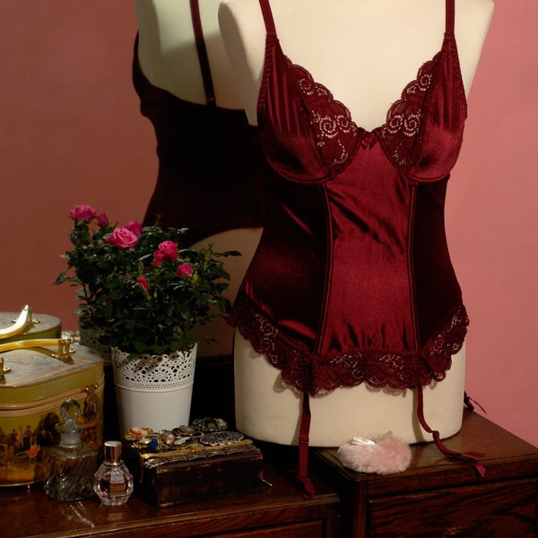 Vintage Burgundy Suspender Corset - UK Bra Size 36B - Dead Stock