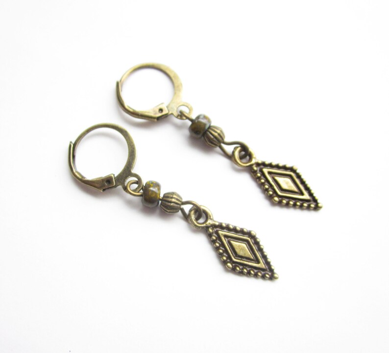 Ethno single earrings in a geometric shape image 3