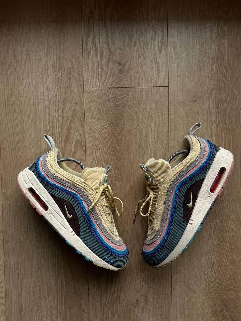 air max rainbow sole