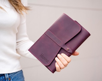 Personalized Refillable Leather Journal, Monogrammed Leather Notebook, Modern Minimalist Journal with Pen Holder, Writer Gift for Her