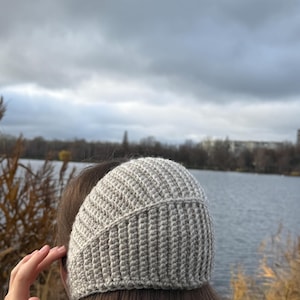 Чепчик вязаный крючком, зимняя шапка с завязками ручной работы для взрослых, ретро повязка на голову, ободок