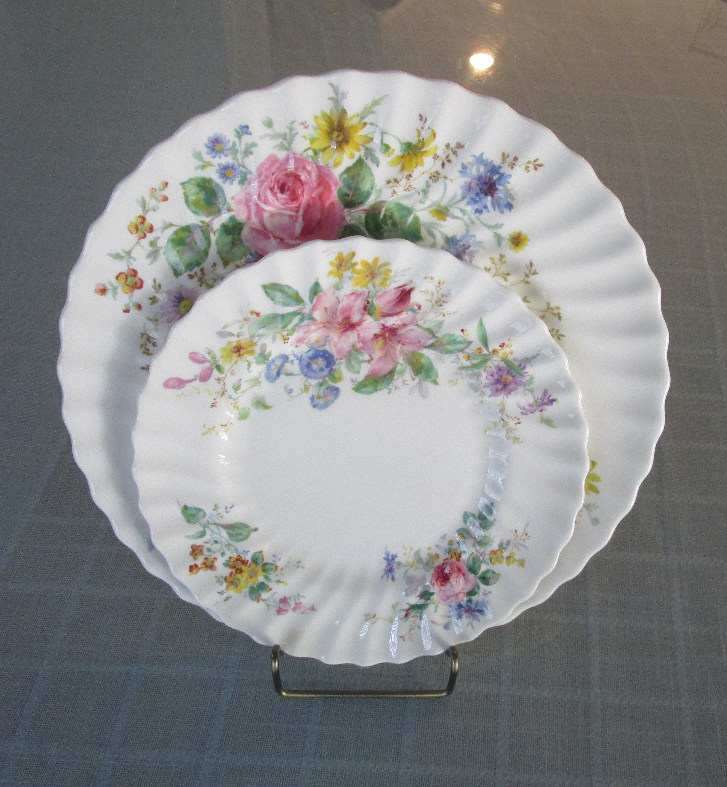 Gorgeous Vintage Royal Doulton Arcadia China Dinner and Salad Plates Pastel Florals Tea Party Wedding Gift Decorative Easter