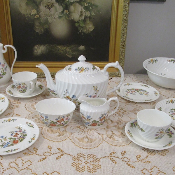 Vintage Aynsley Cottage Garden Bone China Dishes Cups Tea Pot Salad plates Vases Bowl