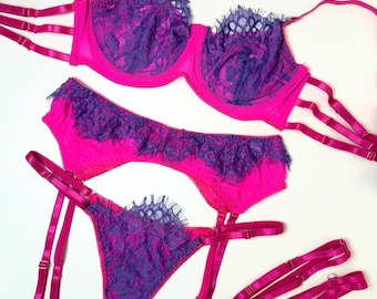 Sexy Lace Lingerie Set – Underwire Bra & Strappy Thong with Garter Attachments Sheer Embroidered Lingerie for Women Romantic Gift for Her