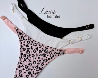 3-Pack Thong Set for Women – Ribbed Cotton, Sexy Comfort Panties, Leopard Print & Solid Colors, One Size Thong Gift, Soft Everyday Lingerie