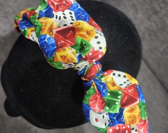 Diadema con lazo de dados