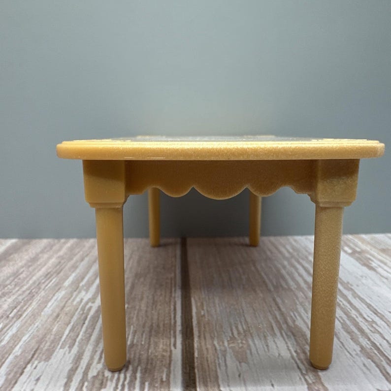 Epoch Calico Critters Sylvanian Families Dining Table & chairs image 4