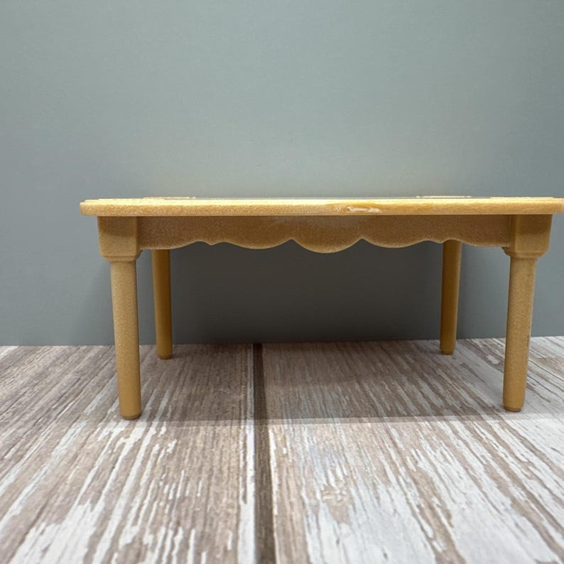 Epoch Calico Critters Sylvanian Families Dining Table & chairs image 5