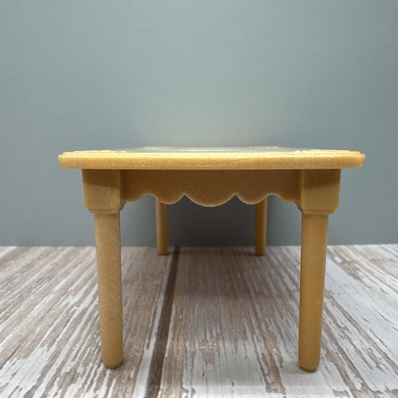 Epoch Calico Critters Sylvanian Families Dining Table & chairs image 6