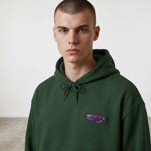 Mystery Fish | Retro Hoodie Bild 6