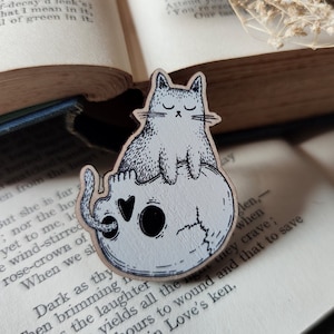 Skull Cat Wooden Pin Badge