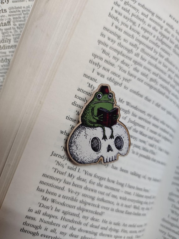 Studious Marshtoad Wooden Pin Badge- reading frog art pin