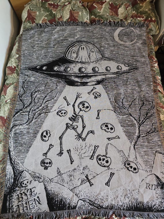 Unidentified Flying Ghosties Tapestry- Jacquard Woven Spooky Throw Blanket Wall Hanging